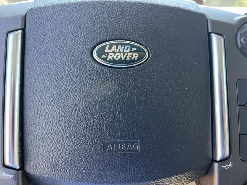 2014 Land Rover LR4 Base