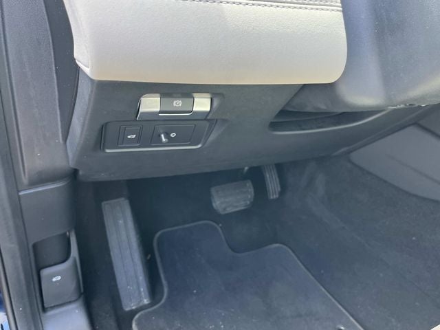 2023 Land Rover Discovery Sport S