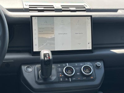 2025 Land Rover Defender 110 S
