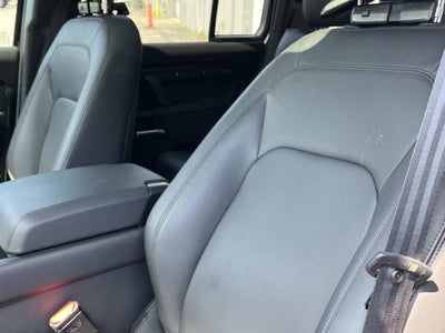 2025 Land Rover Defender 110 S