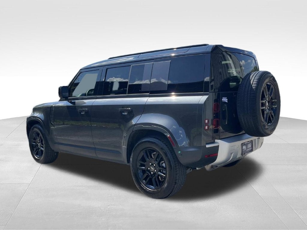 2025 Land Rover Defender 110 S
