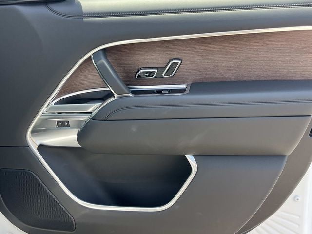 2024 Land Rover Range Rover SE