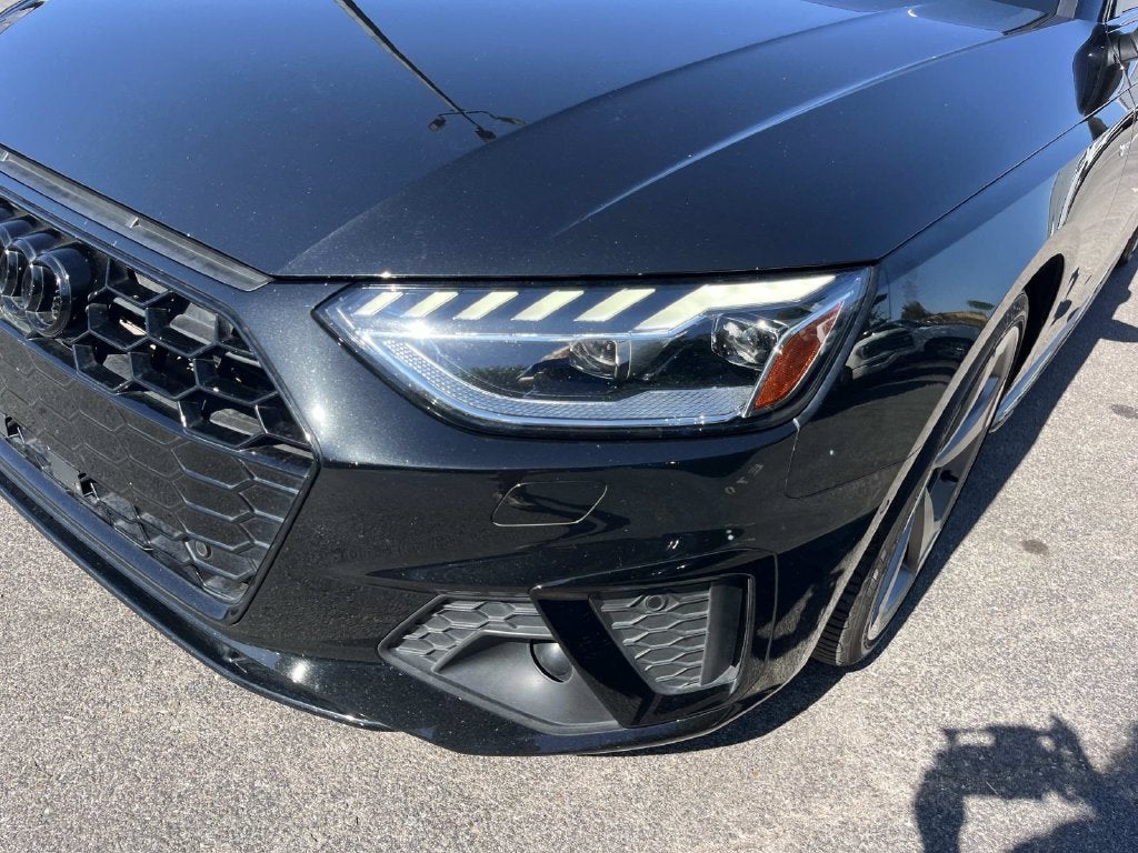 2023 Audi A4 45 S line Prestige quattro