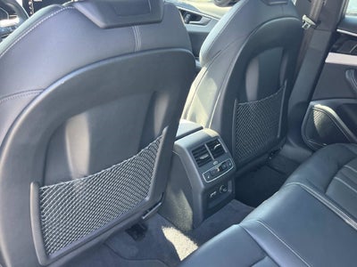 2023 Audi A4 45 S line Prestige quattro