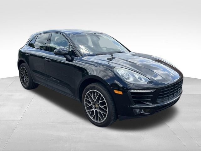 2016 Porsche Macan S