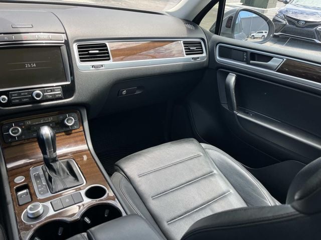2016 Volkswagen Touareg V6 TDI Lux