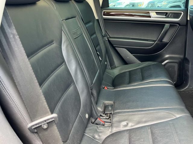 2016 Volkswagen Touareg V6 TDI Lux