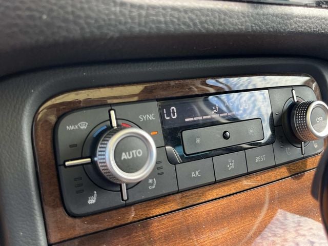 2016 Volkswagen Touareg V6 TDI Lux