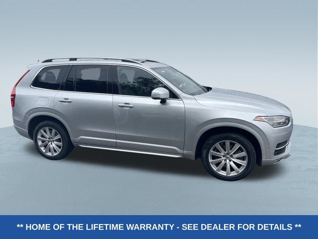 2016 Volvo XC90 T6 Momentum