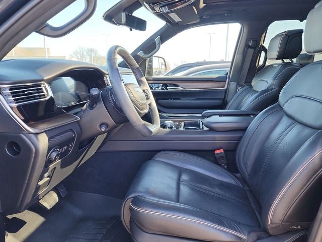 2022 Jeep Grand Wagoneer Series II