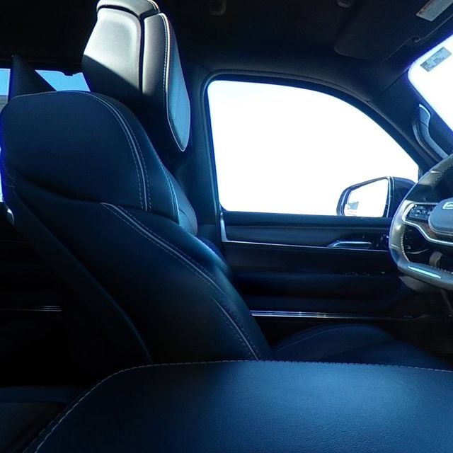 2022 Jeep Grand Wagoneer Series II