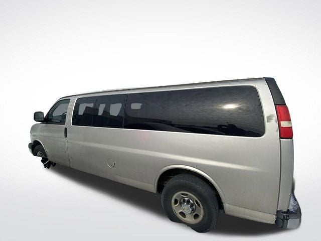 2008 Chevrolet Express Van G3500 LT Passenger
