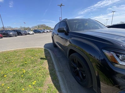2023 Volkswagen Atlas Cross Sport 3.6L V6 SEL R-Line