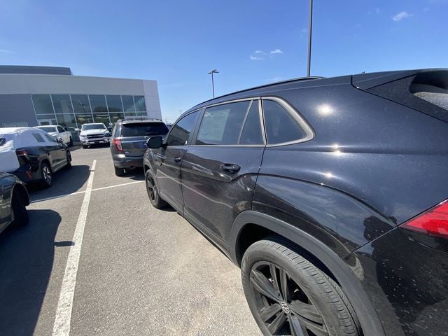 2023 Volkswagen Atlas Cross Sport 3.6L V6 SEL R-Line