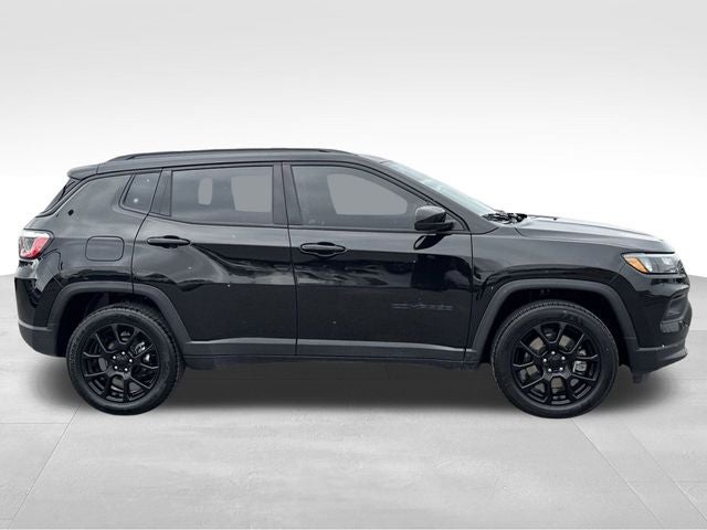 2023 Jeep Compass Altitude