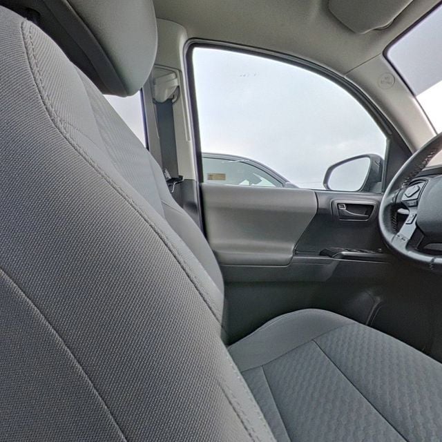 2022 Toyota Tacoma SR V6