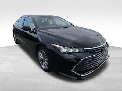 2022 Toyota Avalon XLE