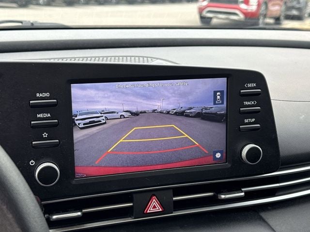 2021 Hyundai Elantra SE