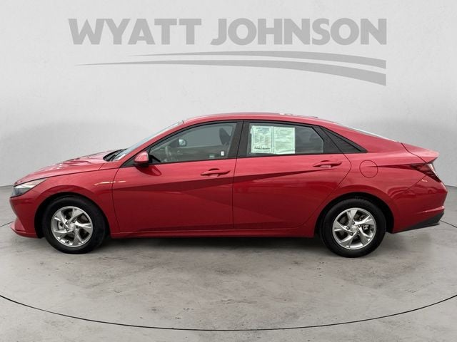 2021 Hyundai Elantra SE