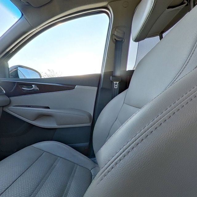 2017 Kia Sorento EX